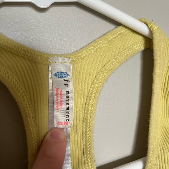 Free people movement top size xs/s with logo - Picture 3 of 5